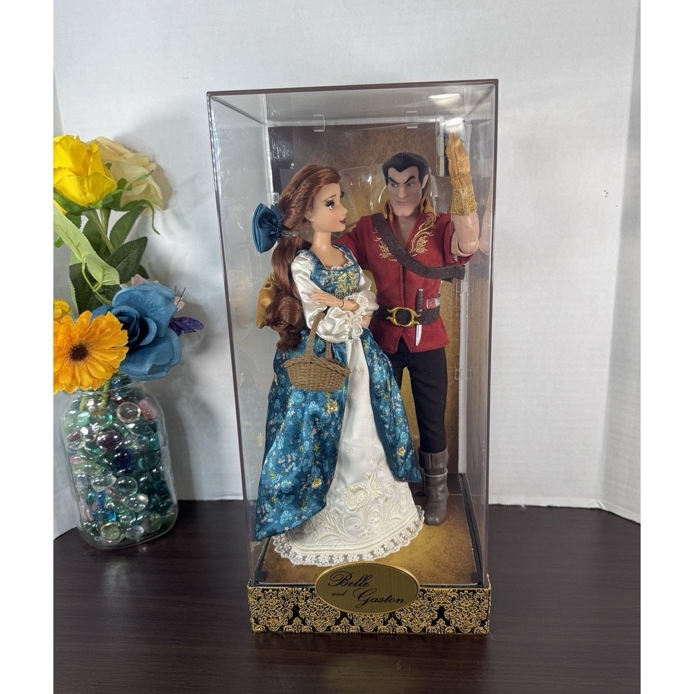 Disney "Belle & Gaston" Fairytale Designer Beauty and The Beast, Limited Edition